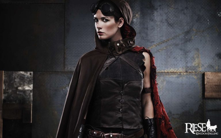 Wallpapers: RIESE, LA CAÍDA DE UN REINO la webserie del Canal SyFy UNIVERSAL