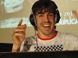 CARS 2: Fernando Alonso y Lewis Hamilton en el doblaje de la secuela de Pixar Cars 2