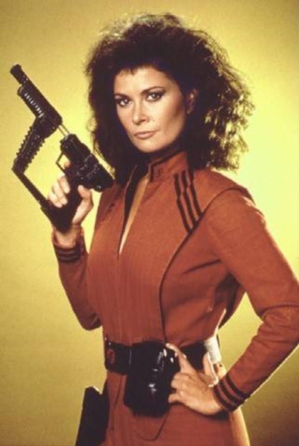 Jane Badler como Diana en V