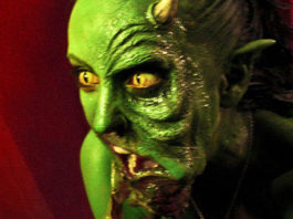 Llega a cines, DVD y VOD «EMPUSA», escrita y dirigida por Paul Naschy Empusa