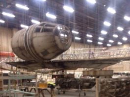 Primer vistazo a los X-WING y el HALCÓN MILENARIO de «STAR WARS: Episodio VII» Star Wars Episodio VII Halcón Milenario.