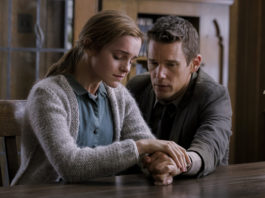 Primera imagen de «REGRESIÓN» de Alejandro Amenábar, tras concluir el rodaje Emma Watson y Ethan Hawke en Regresión de Alejandro Amenabar.
