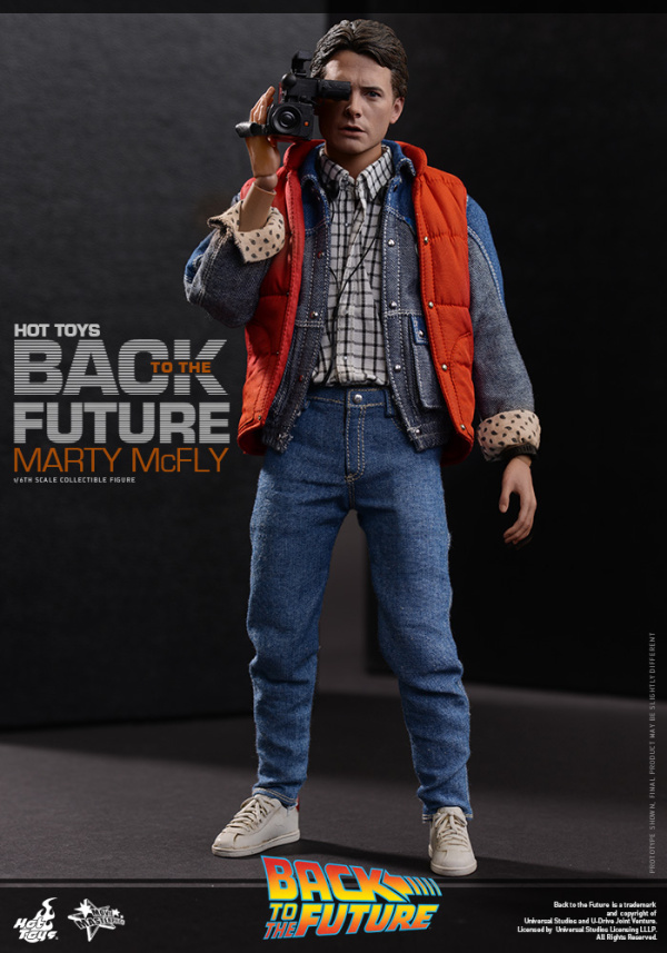 Hot Toys - Back to the Future - Marty McFly Collectible