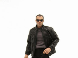 Primeras imágenes de la figura de JEAN-CLAUDE VAN DAMME desarrollada por Enterbay Jean Claude Van Damme figura escala 1:6 de Enterbay