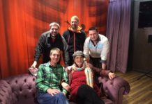 “HEREDEROS DE LA BESTIA” el documental que celebra la película de Álex de la Iglesia Herederos de la bestia