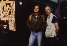 IN MEMORIAM: RODDY PIPER (1954 – 2015) Roddy Piper y John Carpenter en el rodaje de "They Live"