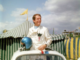 IN MEMORIAM: DEAN JONES (1931 – 2015) Dean Jones