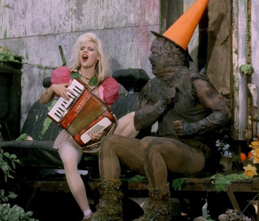 «EL VENGADOR TÓXICO»: Un clásico incombustible del cine trash El vengador tóxico