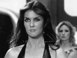 Caroline Munro, icono del fantástico y mítica chica Bond, recibirá el Premio Isla Calavera de Honor Caroline Munro recogerá el Premio Isla Calavera de Honor en Tenerife.