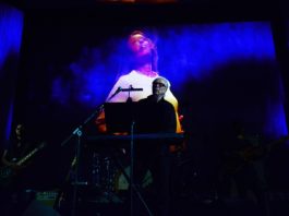 SITGES 2018 DÍA #11: Shyamalan y Carpenter firman un final de oro John Carpenter, durante su concierto en el Festival de Sitges.