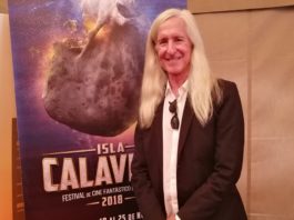 Mick Garris recogerá el Premio Isla Calavera de Honor en el FESTIVAL DE CINE FANTÁSTICO DE CANARIAS Mick Garris recogerá en Tenerife el Premio Isla Calavera de Honor.