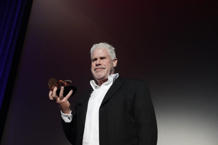 Ron Perlman, Premio Màquina del Temps.