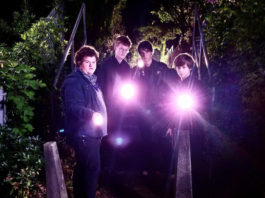 Crítica: ‘VERANO DEL 84’. Nostalgia amarga 'Summer of 84'.