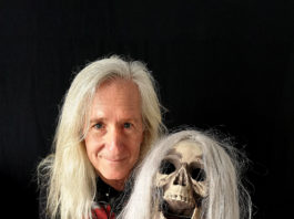 ‘NIGHTMARE CINEMA’: El cine de pesadilla de Mick Garris en el FESTIVAL ISLA CALAVERA Mick Garris en el Festival Isla Calavera. | Foto: Daniel Fumero