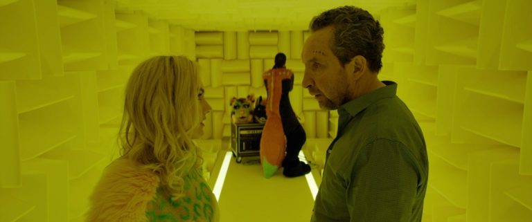 Eddie Marsan, Paul Anderson e Ivana Baquero encabezan el reparto del debut en el largometraje del director Pedro C. Alonso, 'Feedback'.