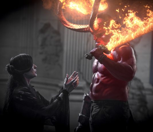 ‘HELLBOY’ de Neil Marshall llega a los cines españoles Milla Jovovich es Nimue, la Reina de Sangre, y David Harbour es Hellboy en la nueva película de Neil Marshall. | Foto: Mark Rogers.