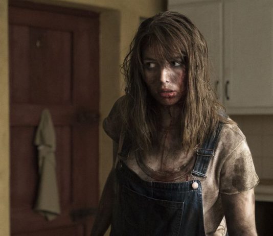 ‘BOSQUE MALDITO’ y dos canarios triunfan en el cuarto de siglo del Fant La actriz Seána Kerslake protagoniza 'Bosque maldito', Premio al Mejor Largometraje del Fant 2019.