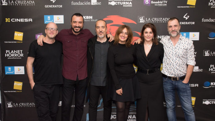 En la imagen, el equipo de la película AMIGO, momentos antes de la proyección en Nocturna Madrid. | Foto: Aída Cordero