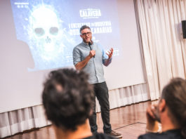 El FESTIVAL ISLA CALAVERA celebra el I ENCUENTRO DE INDUSTRIA: RODAR EN CANARIAS El productor Daniel Noah, SpectreVision, uno de los destacados ponentes del I Encuentro de Industria Isla Calavera: Rodar en Canarias.