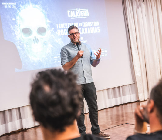 El FESTIVAL ISLA CALAVERA celebra el I ENCUENTRO DE INDUSTRIA: RODAR EN CANARIAS El productor Daniel Noah, SpectreVision, uno de los destacados ponentes del I Encuentro de Industria Isla Calavera: Rodar en Canarias.