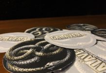 ISLA CALAVERA DÍA #5: 40º aniversario de ‘LA HISTORIA INTERMINABLE’ El público asistente a la proyección homenaje a 'La Historia interminable' se llevó un Áuryn de recuerdo.