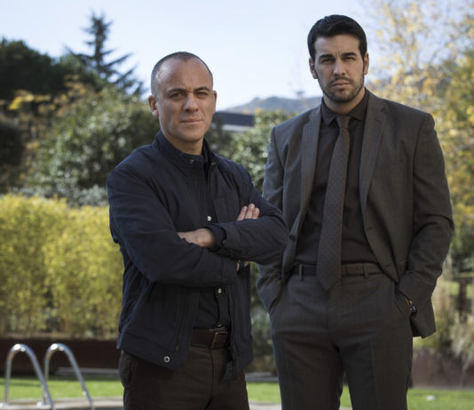 Crítica: ‘HOGAR’. Los extraños son los otros Javier Gutiérrez y Mario Casas, protagonistas de 'Hogar'.