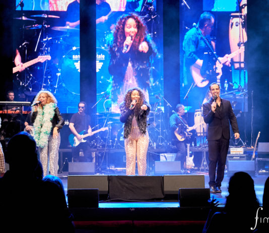 La Pop Culture Band de FIMUCITÉ propone un viaje a través de la música del cine de Scorsese Concierto "Let's Dance" de la Pop Culture Band con Vince DiCola como artista invitado. Teatro Guimerá © Aarón S. Ramos/Fimucité