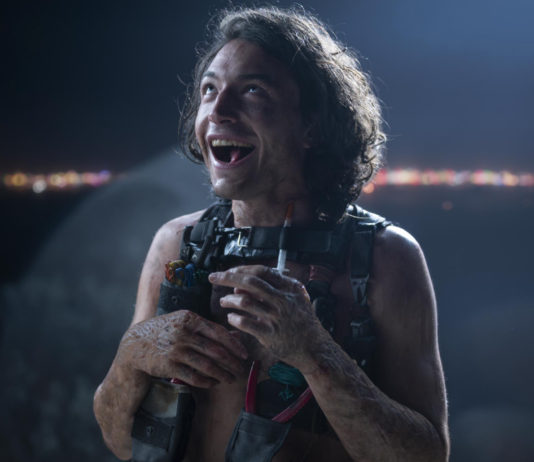 Se acerca el ‘APOCALIPSIS’, de Stephen King Ezra Miller en la serie 'Apocalipsis'.