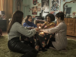 Crítica: ‘JÓVENES Y BRUJAS. EL LEGADO’. Generaciones ‘Jóvenes y Brujas’ cuenta en la dirección con Zoe Lister-Jones, quien también ha escrito y producido la película.