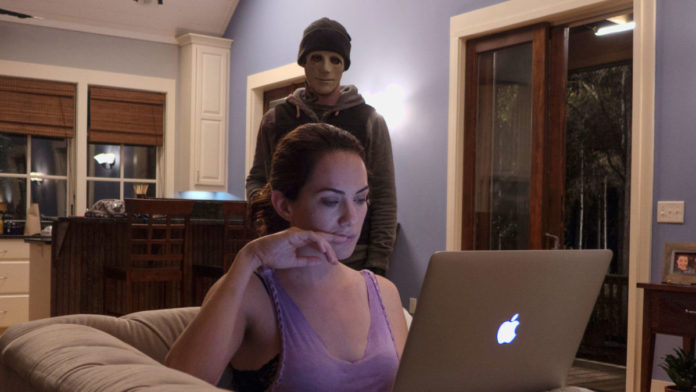 La nueva serie ‘Midnight Mass’ podría estar conectada con el largometraje ‘Hush’, de 2016. 