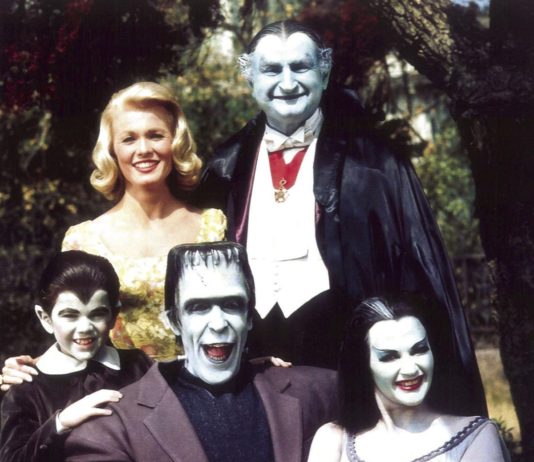 De Monsters y Addams: Las icónicas familias de monstruos según Rob Zombie y Tim Burton Rob Zombie se prepara para resucitar (una vez más) a los Monster.