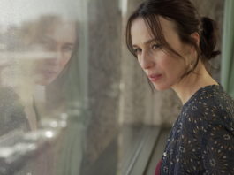 Ariadna Gil, Álex García y Silvia Alonso estrenan SOLO UNA VEZ, de Guillermo Ríos Ariadna Gil en Solo una vez, de Guillermo Ríos.