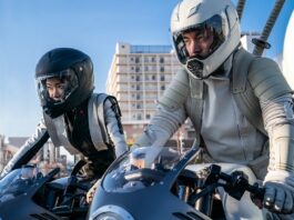 SNAKE EYES: EL ORIGEN llega a la cartelera este viernes 13 Haruka Abe es Akiko y Andrew Koji es Tommy en 'Snake Eyes: El origen'.