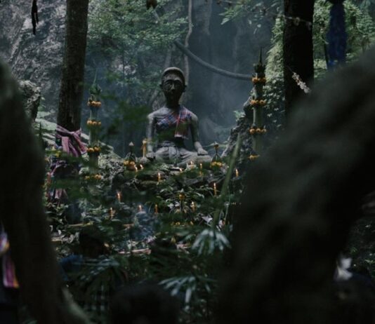 FESTIVAL ISLA CALAVERA 2021: THE MEDIUM. El proyecto de la chamana de Isan The Medium