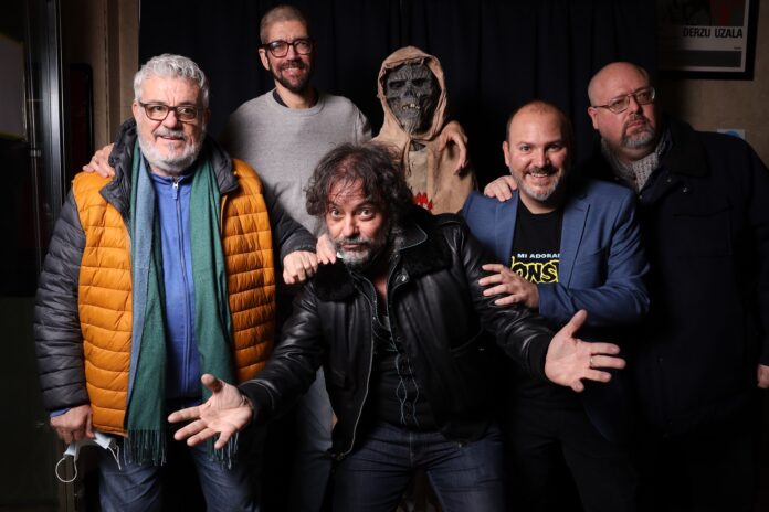 Millán Salcedo, Javier Botet, Enrique López Lavigne, Víctor Matellano y Arturo de Bobadilla en el estreno de Mi adorado Monster en Madrid.