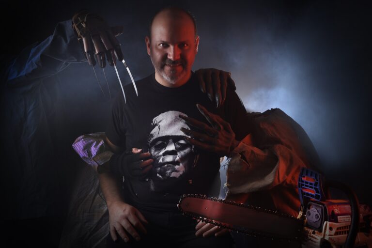 Entrevista a Víctor Matellano, director de MI ADORADO MONSTER