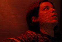 Estreno en cines de VISITANTE, ópera prima de Alberto Evangelio Visitante, de Alberto Evangelio.