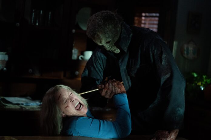 Laurie Strode y Michael Myers, la batalla definitiva en Halloween El final, dirigida por David Gordon Green.