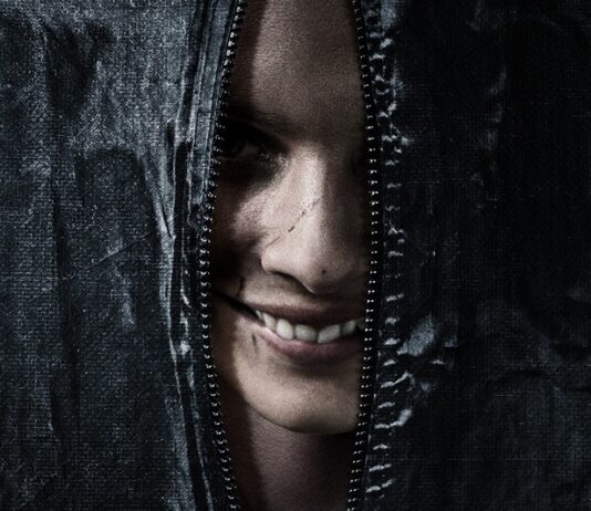 Crítica: SMILE. Sonríe cuando tu corazón duele Smile, de Paramount Pictures. Detalle del póster.