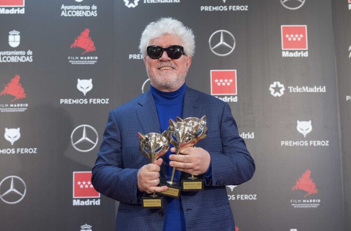 Pedro Almodóvar en los Premios Feroz 2020.