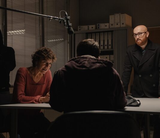 Fin de rodaje de la segunda temporada de RAPA, con Javier Cámara y Mónica López Rodaje de Rapa, segunda temporada.