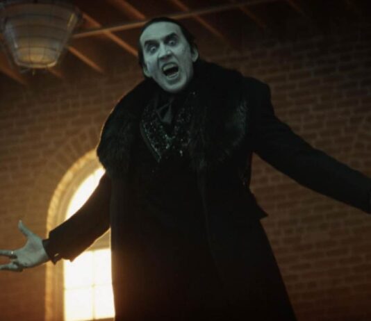 Tráiler en español de RENFIELD, con Nicolas Cage como el torturado asistente de Drácula Nicolas Cage en Renfield. (c) Universal Pictures
