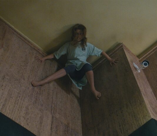 Crítica: REZA POR EL DIABLO. Pecados de la madre, expiación de la hija Reza por el diablo, de Daniel Stamm.