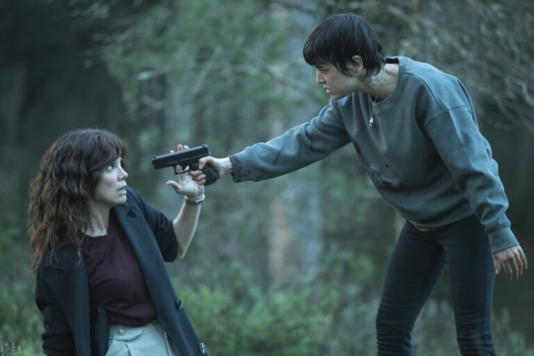 Crítica: LOBO FEROZ. Menos lobos, Caperucita