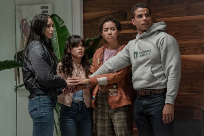 Melissa Barrera,, Jenna Ortega, Jasmin Savoy Brown y Mason Gooding en Scream VI. © 2022 Paramount Pictures