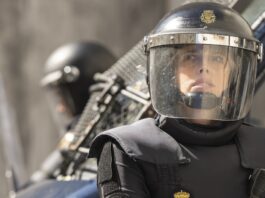DE ESTRENO: ASEDIO, lo nuevo de Miguel Ángel Vivas, un thriller de acción con Natalia de Molina Asedio, de Miguel Ángel Vivas.