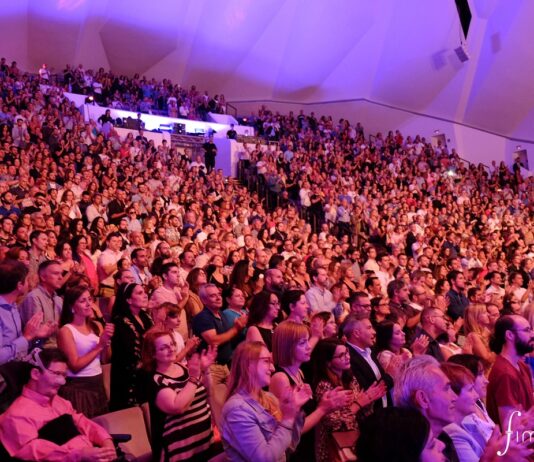 Las bandas sonoras de las películas de Marvel y DC protagonizan los grandes conciertos sinfónicos de FIMUCITÉ 17 Concierto "Dracula Live to Picture" Orquesta Sinfónica de Tenerife y Tenerife Film Choir dirigidos por Diego Navarro. Auditorio de Tenerife © Pepe Torres/Fimucité