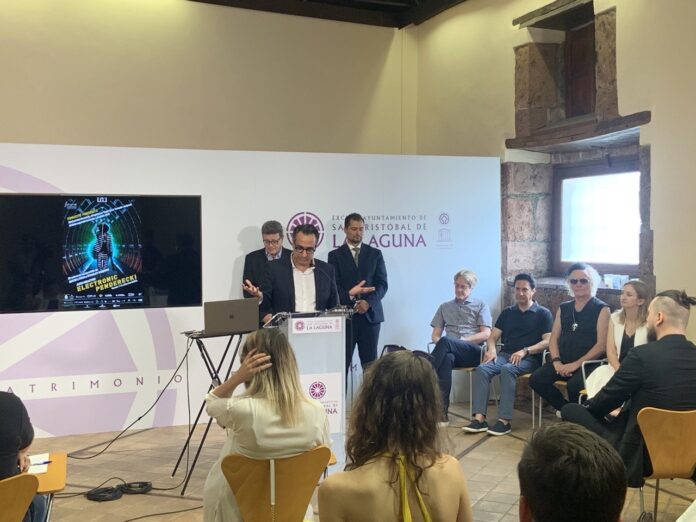Rueda de prensa de FIMUCITÉ 17 celebrada en el Ayuntamiento de La Laguna, con algunos de los invitados, como Ben Watkins, Jesper Kyd y Joseph LoDuca.