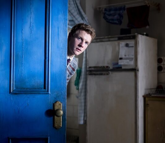 CRÍTICA | LA PUERTA MÁGICA. Fantasía de la vieja escuela La puerta mágica, de Jeffrey Walker.