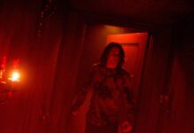 CRÍTICA | INSIDIOUS. LA PUERTA ROJA. Fantasmas freudianos Ty Simpkins en Insidious: La Puerta Roja.